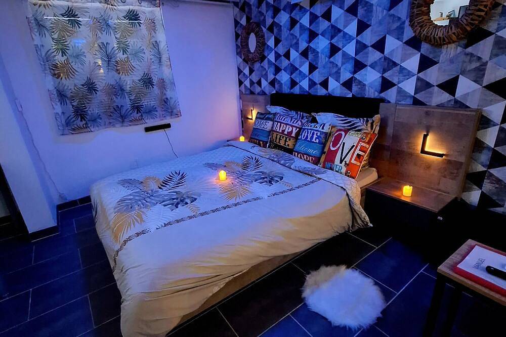 Quiet house close to shops in Baume-les-Dames, Doubs (desambiguación)