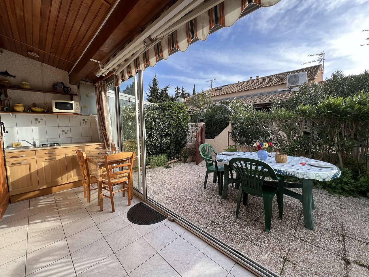 Entire apartment, Pavilion with Terrace, 5 People, Parking, Valras-Plage in Valras-Plage, Mediterranean Coast (France)