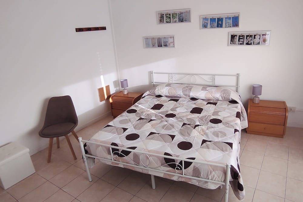 Appartamento intero, Francy's House, a pochi minuti dal Vaticano in Roma, Provincia di Roma