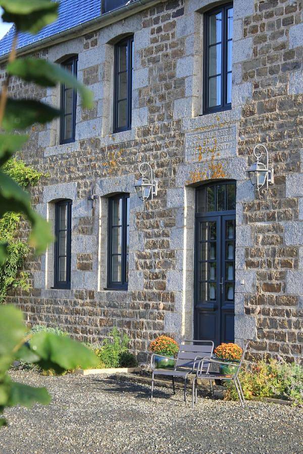 Location de vacances pour 2 personnes, avec vue et jardin à Pont-Farcy - 3