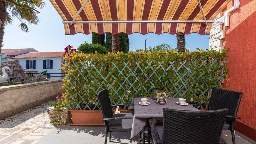 Gîte pour 3 personnes, avec balcon/terrasse à Vrsar - 2