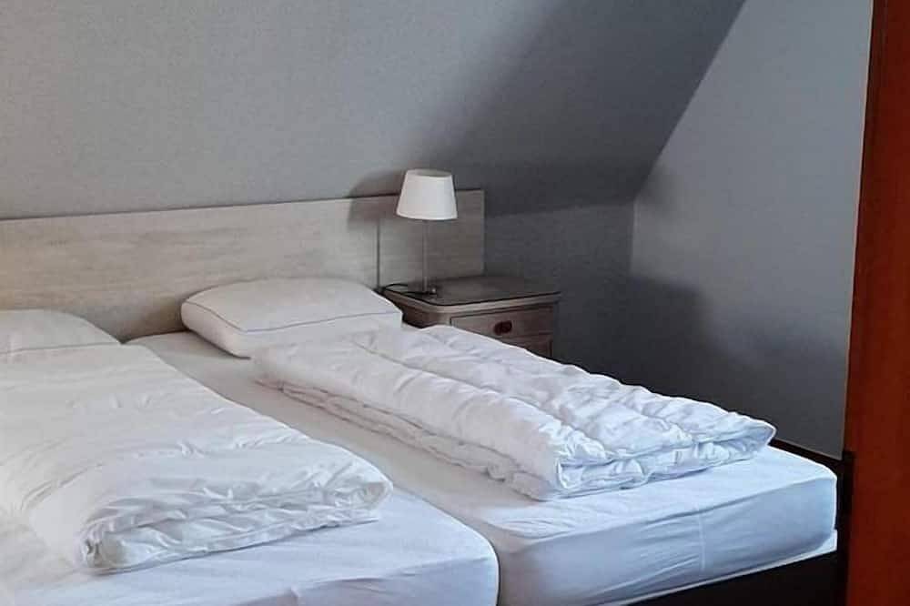 Stilvolles Ferienhaus mit Wellness, Entspannungsraum, Nähe Winterberg  und schöne Aussicht in Winterberg, Hochsauerlandkreis