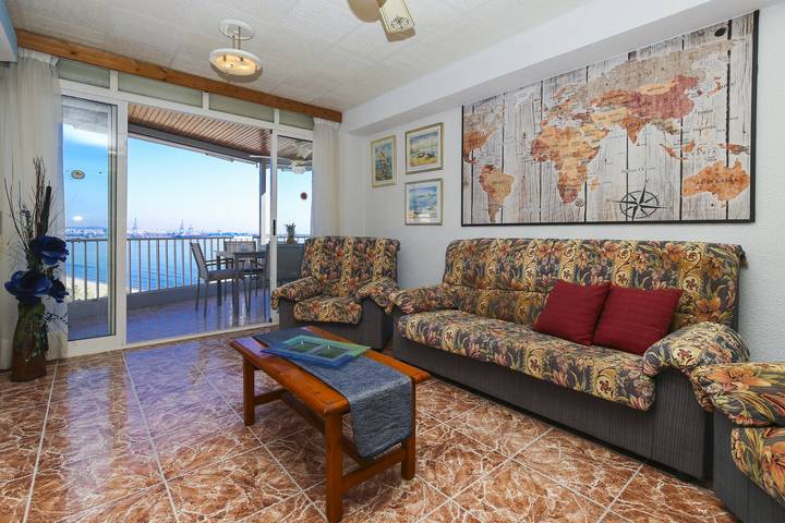 Gîte pour 7 personnes, avec terrasse dans La Pineda - 3