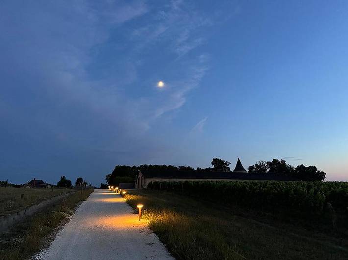Gîte pour 2 personnes, avec vue et jardin à Berson - 3