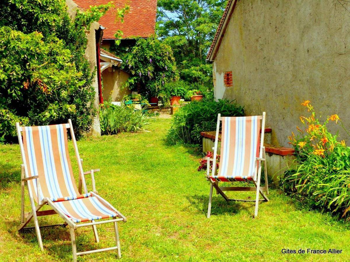 Longère Bourbonnaise Rénovée avec Animaux et Jardin - Fr-1-489-376 in Lurcy-Lévis, Allier
