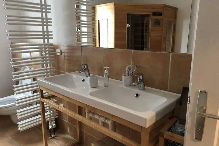Naturnahes Haus mit Nutzgarten, Streuobstwiese, Sauna , Kamin & gratis WLAN in Millstatt, Bezirk Spittal an der Drau