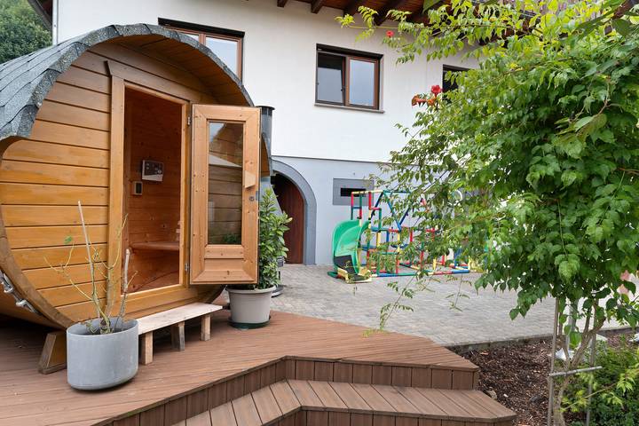 Ferienwohnung für 3 Personen, mit Balkon in Oppenau