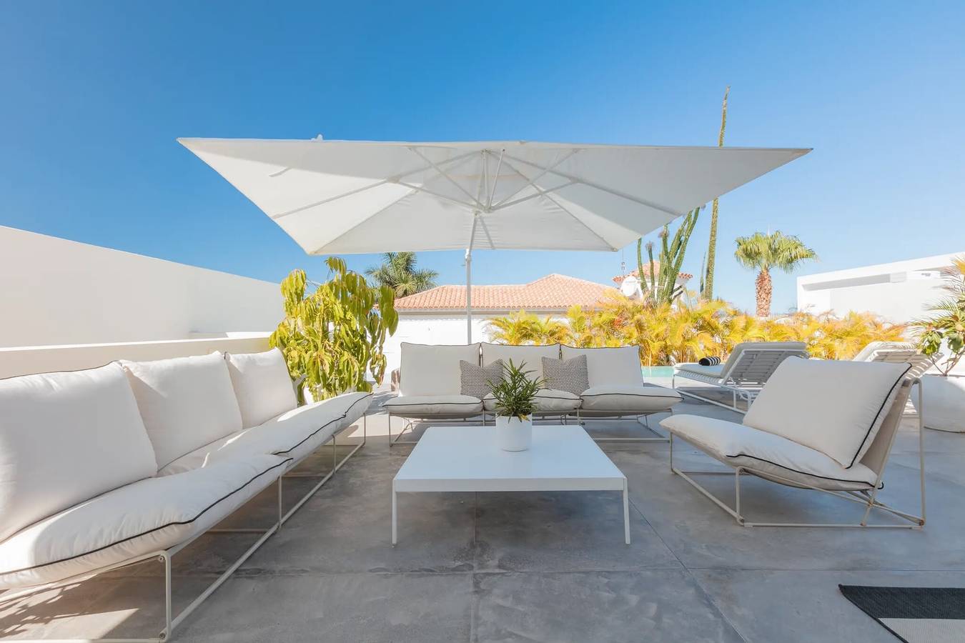 Villa vacacional 'Esperanza' con vistas al mar, Wi-Fi y aire acondicionado in Adeje, Tenerife Sur