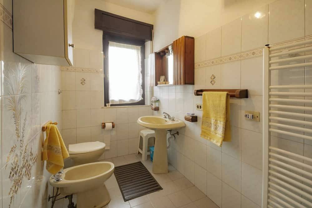 In the bathing countryside in Bagnoregio, Viterbo Provinz