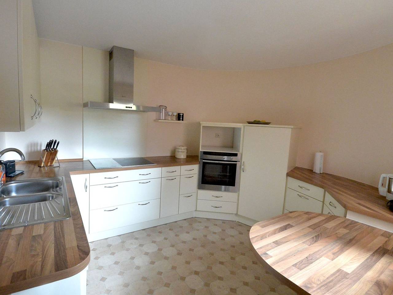 Ganze Wohnung, Fewo in ruhiger Südhanglage in Markdorf, Region Bodensee-Oberschwaben