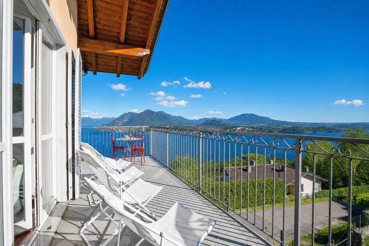 Ferienwohnung für 6 Personen, mit Terrasse und Kinderpool sowie Seeblick am Lago Maggiore - 3
