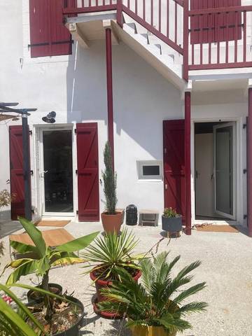 Gîte pour 2 personnes, avec terrasse à Boucau