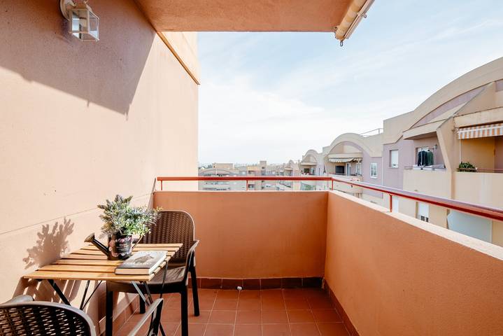 Entire apartment, Stunning Views of Seville in San Juan de Aznalfarache, Sevilla Province