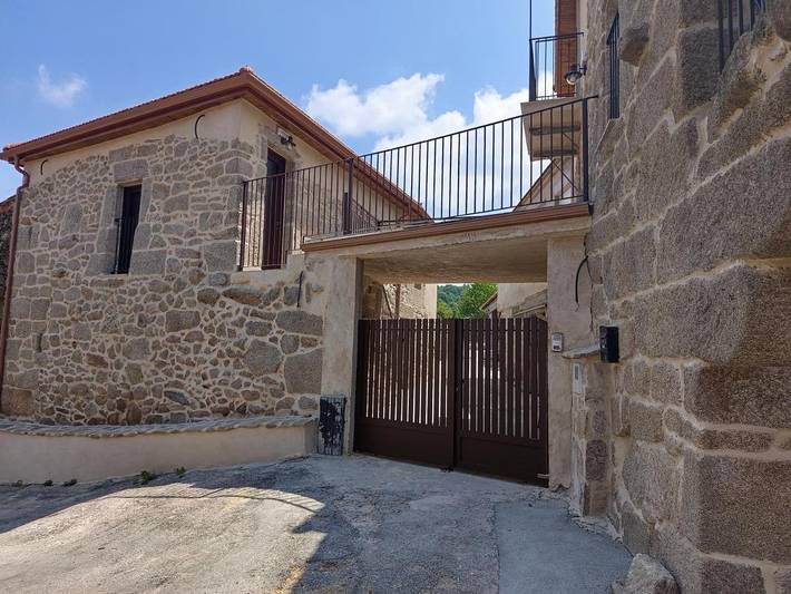 Apartamento para 4 personas, con Terraza además de Jardín y Vistas en Celanova