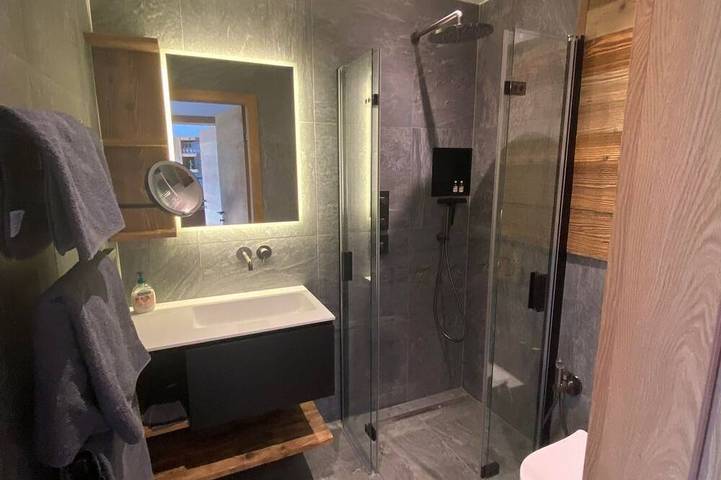 Hütte für 6 Personen, mit Balkon und Garten sowie Sauna in Steinernes Meer - 2