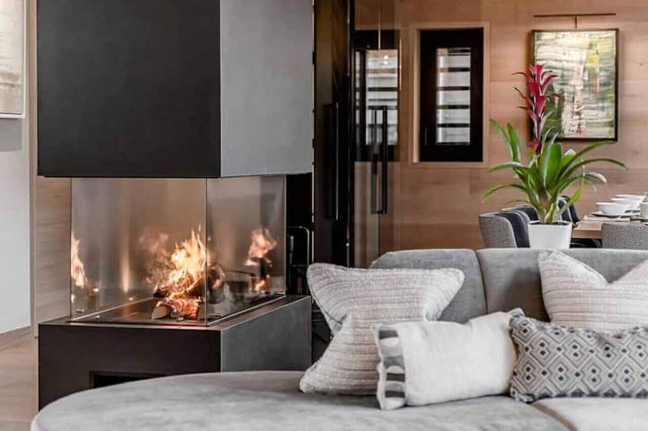Villa pour 14 personnes, avec jacuzzi et balcon ainsi que sauna et jardin - 1