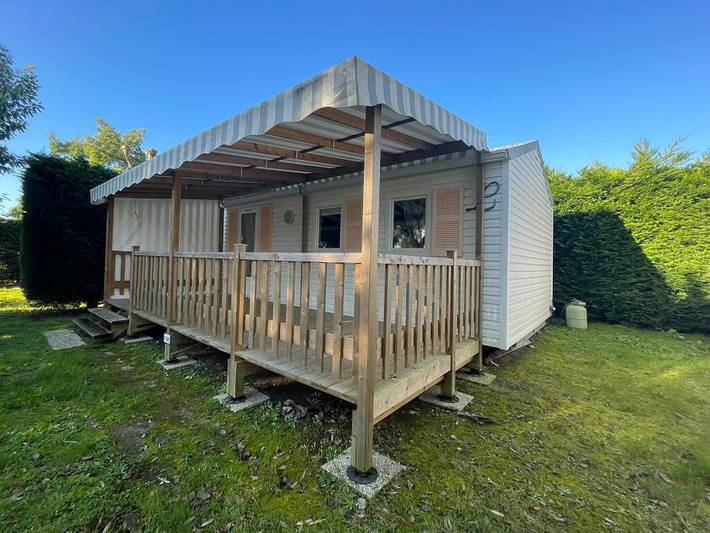 Camping pour 4 personnes, avec bassin pour enfant et piscine à Saint-Pierre-d'Oléron - 2