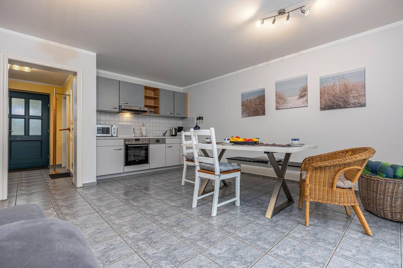 Reihenmittelhaus in strandnaher und ruhiger Lage in Ostseebad Wustrow, Wustrow