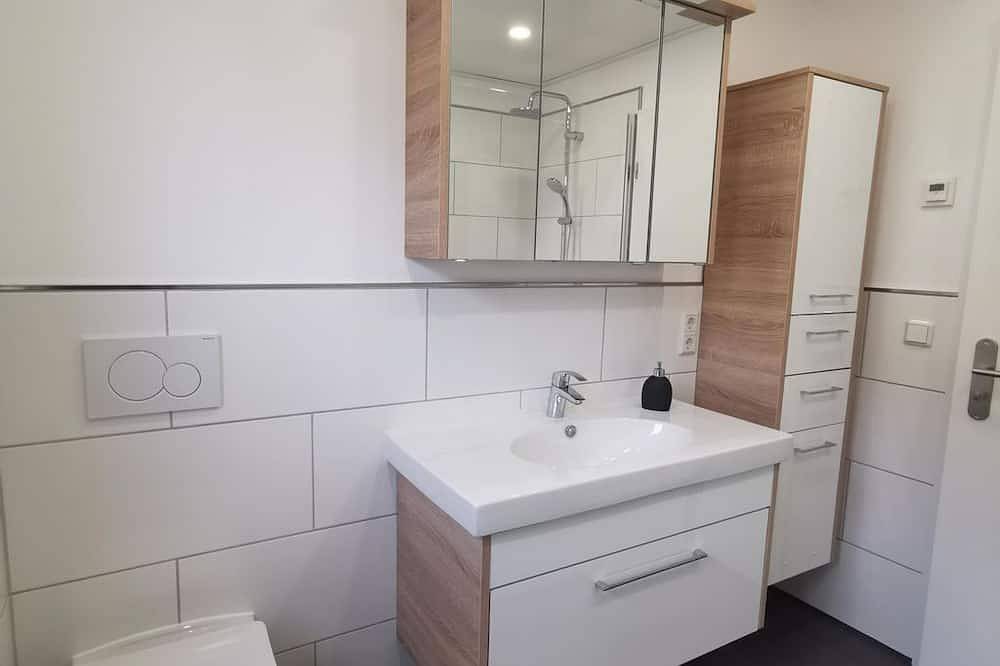 Ganze Wohnung, Ferienwohnung Robert - Appartement/Fewo, Dusche, Wc, 1 Schlafraum in Vorderweidenthal, Südliche Weinstraße