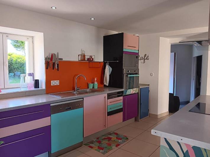 Location de vacances pour 7 personnes, avec piscine ainsi que terrasse et jardin, animaux acceptés à Livron-sur-Drôme - 3