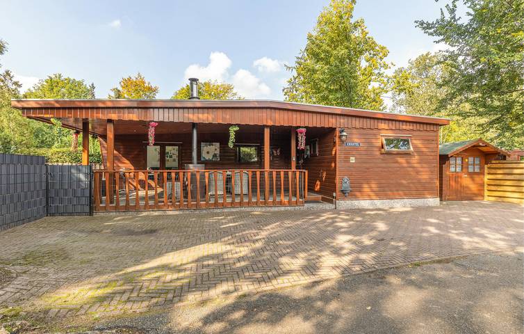 Location de vacances pour 4 personnes, avec piscine ainsi que vue et terrasse, animaux acceptés dans Erm - 2