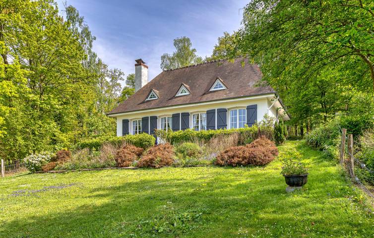 Location de vacances pour 10 personnes, avec Terrasse et Jardin dans Vieux-Manoir