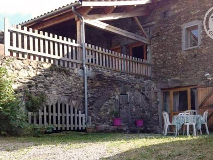 Gîte pour 13 personnes, avec terrasse à La Terrasse-sur-Dorlay