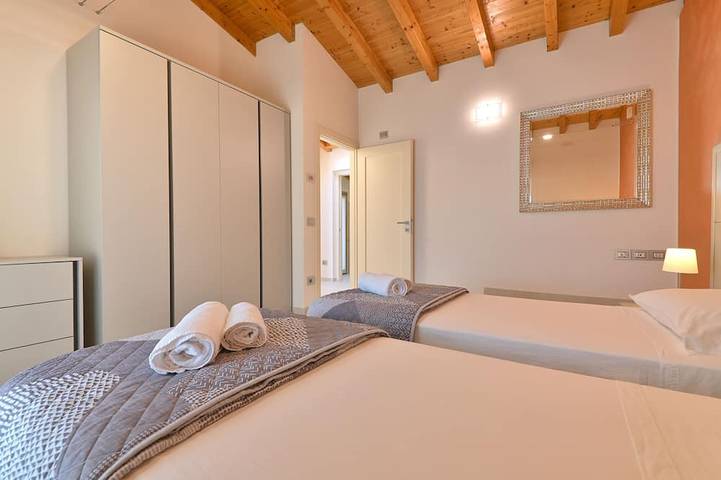 Villa für 6 Personen, mit Balkon und Garten am Gardasee - 3