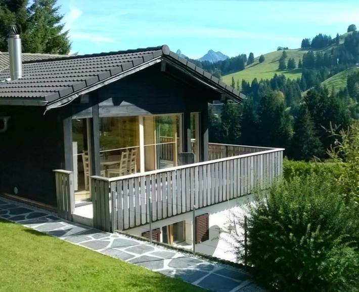 Ferienhaus für 6 Personen, mit Balkon und Terrasse sowie Garten und Ausblick