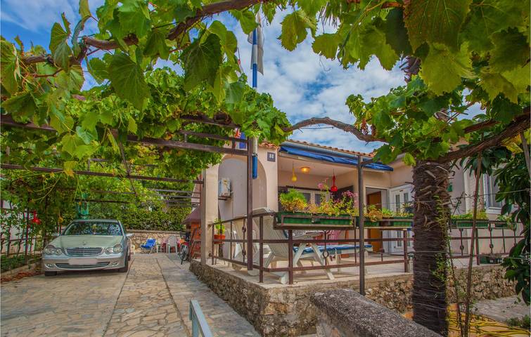 Ferienwohnung für 5 Personen, mit Terrasse, mit Haustier auf Cres - 3