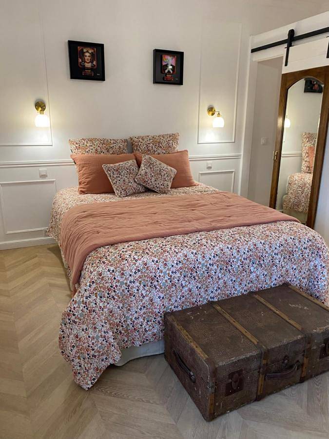 Location de vacances pour 2 personnes, avec piscine ainsi que jardin et terrasse à Vallabrix