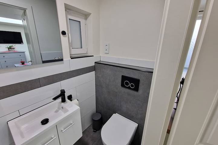 Ferienwohnung für 2 Personen, mit Balkon in Heimbach - 4