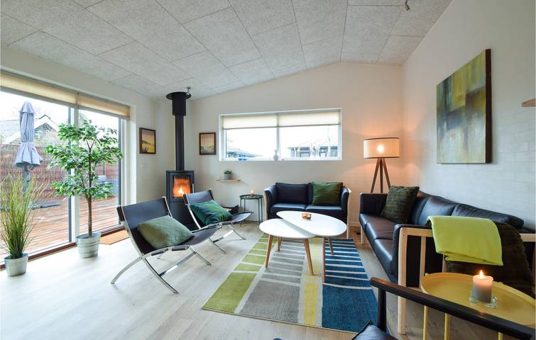 Ferienhaus für 6 Personen, mit Terrasse und Garten in Høll - 4