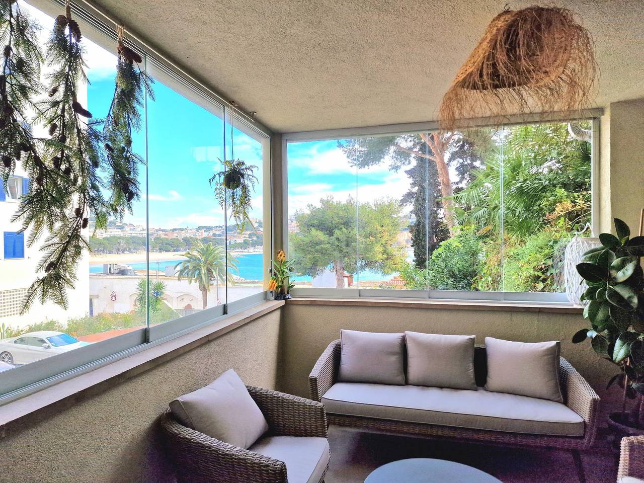 Apartamento vacacional entero, Magnifico Apartamento A Primera Linea Con Vistas Al Mar Y Terraza in Sant Feliu de Guíxols, Costa Brava