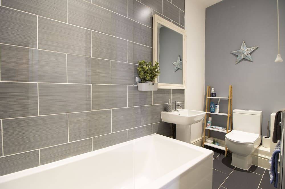 Entire apartment, Beautiful Central Exeter Apartment 1A in Exeter, Devon