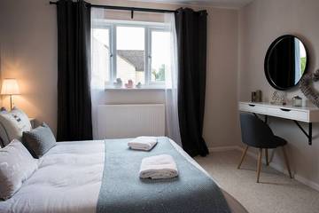 Holiday Rental for 5 People in Bourton-on-the-Water, The Cotswolds, Photo 3
