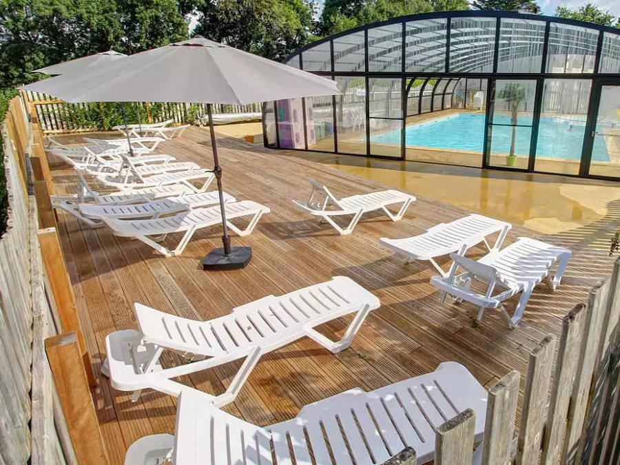 Flower Camping le Kergariou - Mobilheim 4 personen - Lancelot Standard 25m² - 2 Zimmer - Halbüberdachte Terrasse in Clohars-Carnoët, Côte de Cornouaille