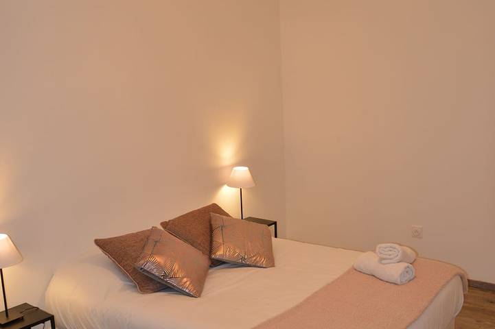 Location de vacances pour 15 personnes, avec balcon à Trévoux - 4