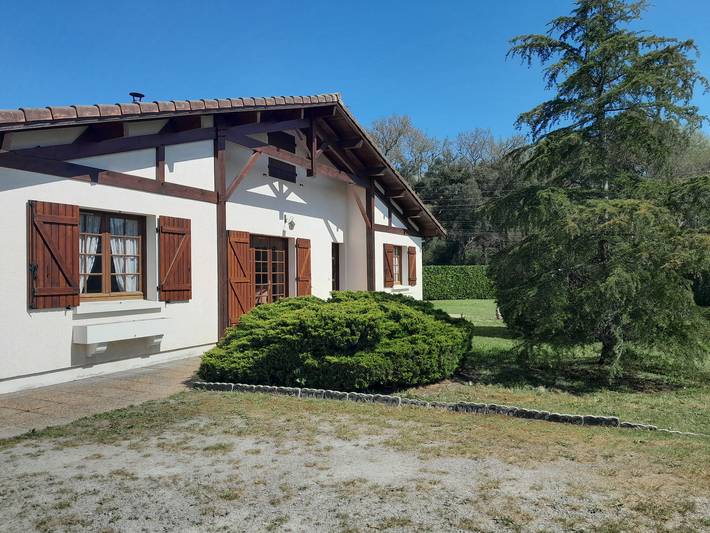 Ferienhaus für 8 Personen, mit Terrasse und Garten in Lit-et-Mixe
