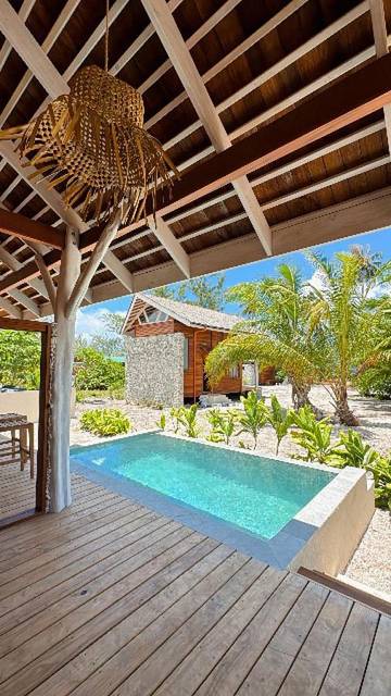 Lodge pour 6 personnes, avec piscine ainsi que vue et jardin dans Polynésie française