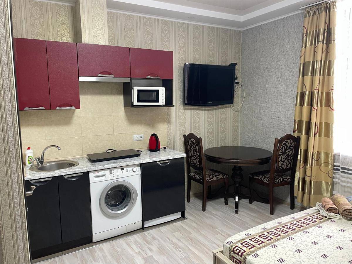 Ganze Wohnung, Apartment studio-біля вокзалу-недалеко від центру in Lviv, Oblast Lemberg