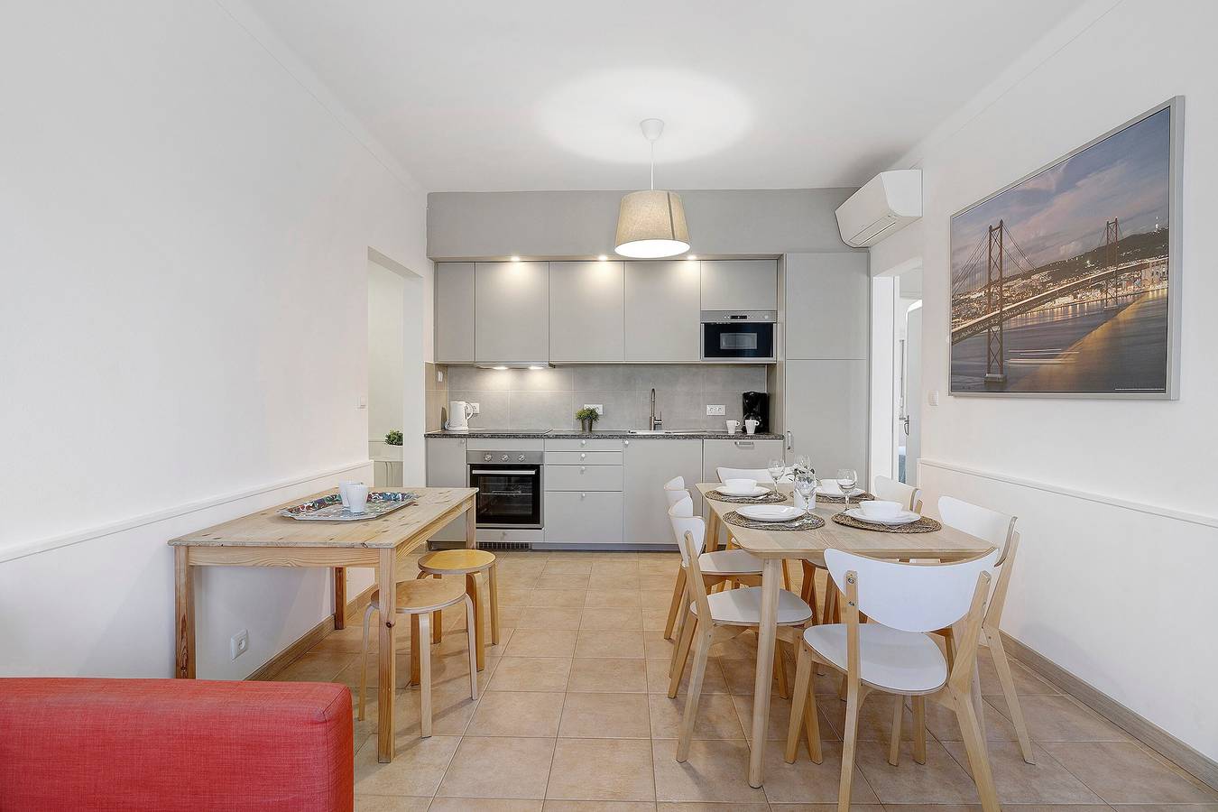 Apartamento inteiro, Apartamento 'Fantástico T2 Albufeira Centro' com Vista Mar, Wi-Fi e Ar Condicionado in Albufeira, Distrito de Faro