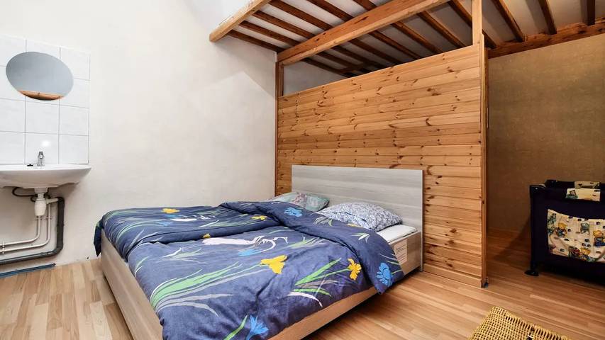 Location de vacances pour 18 personnes, avec jardin à Rendeux - 3