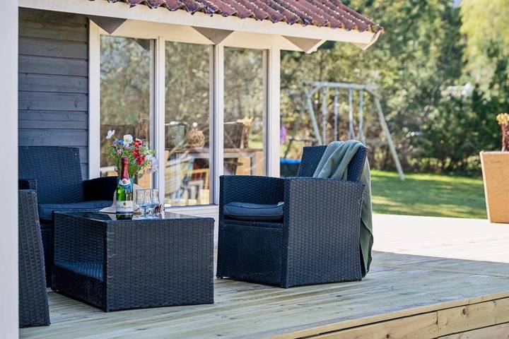 Familienfreundliches, gepflegtes Ferienhaus mit Sauna und E-Ladestation nahe Gjerrild Strand in Gjerrild Nordstrand, Grenaa