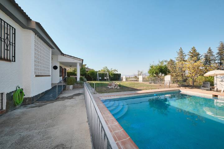 Casa rural para 8 personas, con jardín en Vega de Granada - 2