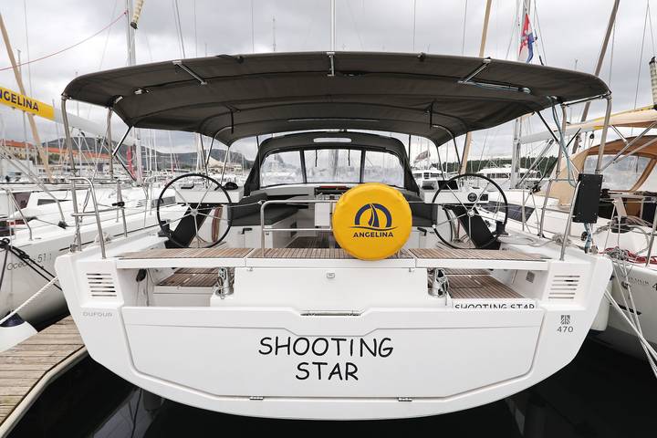 Boat for 8 people, with hot tub - 1