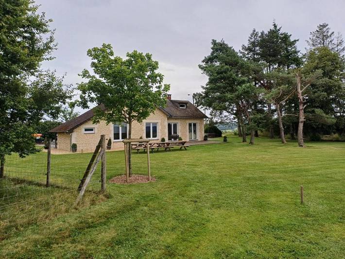 Location de vacances pour 8 personnes, avec vue et jardin, animaux acceptés à Rochefort (Wallonie) - 4