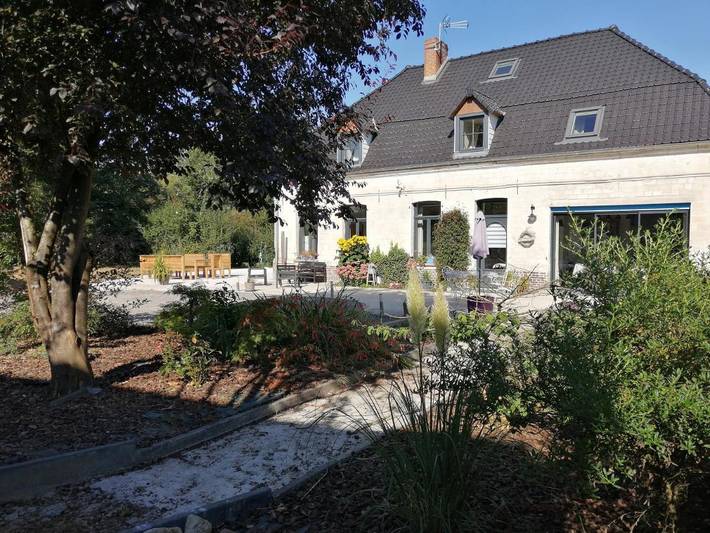 Gîte pour 2 personnes, avec terrasse et jardin à Delettes