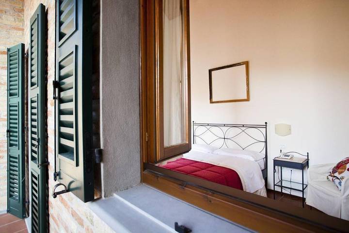 Hôtel pour 2 personnes, avec piscine et jardin ainsi que vue et sauna à Serrungarina - 3
