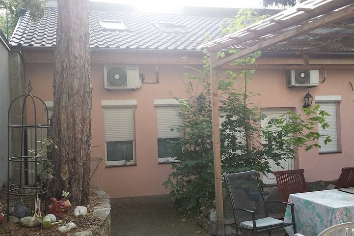 Entire apartment, Apartment central near Herbstmesse & Baloise Session in Basel Zustellkreis, Basel